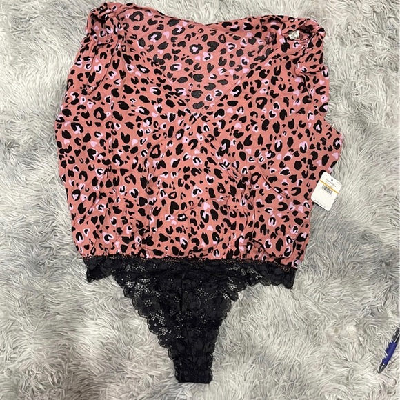 Free People Body Suit-NEW - Picture 2 of 8